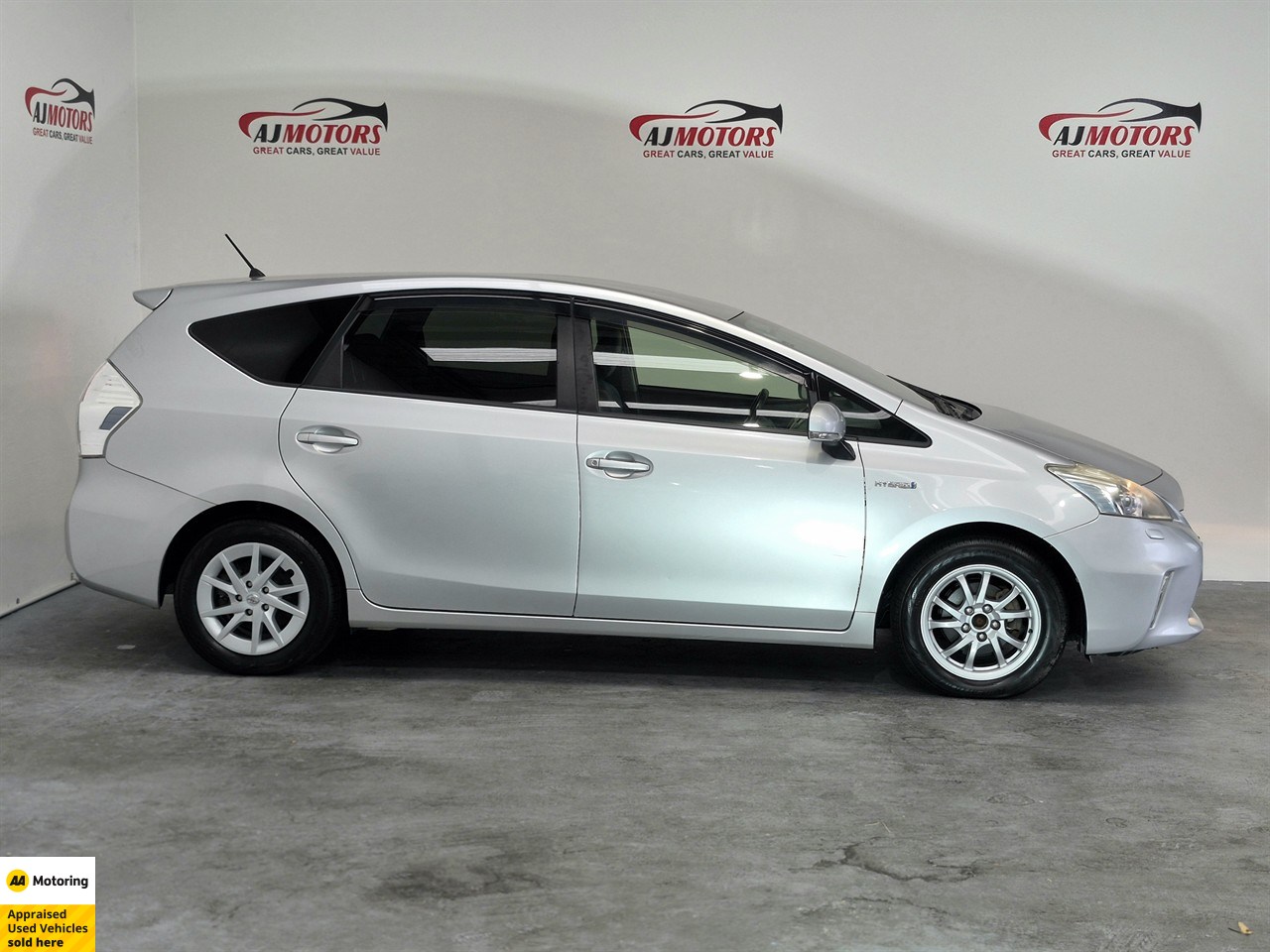 2012 Toyota Prius Alpha