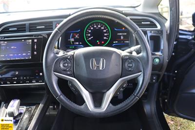2015 Honda Shuttle - Thumbnail