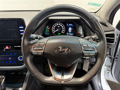2022 Hyundai IONIQ - Thumbnail