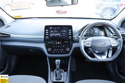 2022 Hyundai IONIQ - Thumbnail