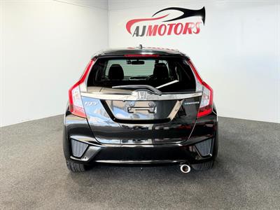 2016 Honda Fit - Thumbnail