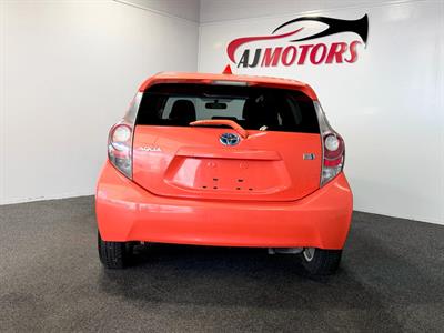 2014 Toyota Aqua - Thumbnail