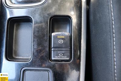 2021 Mitsubishi Outlander - Thumbnail