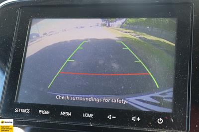 2021 Mitsubishi Outlander - Thumbnail