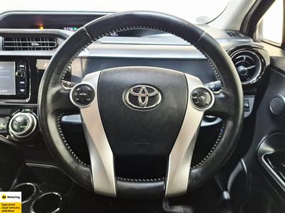 2015 Toyota Aqua - Thumbnail