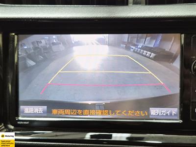 2015 Toyota Aqua - Thumbnail