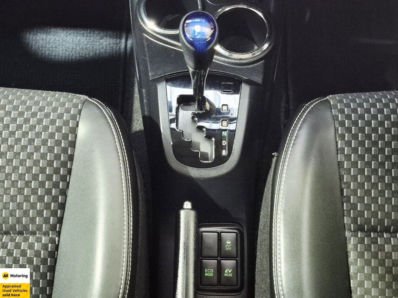 2015 Toyota Aqua