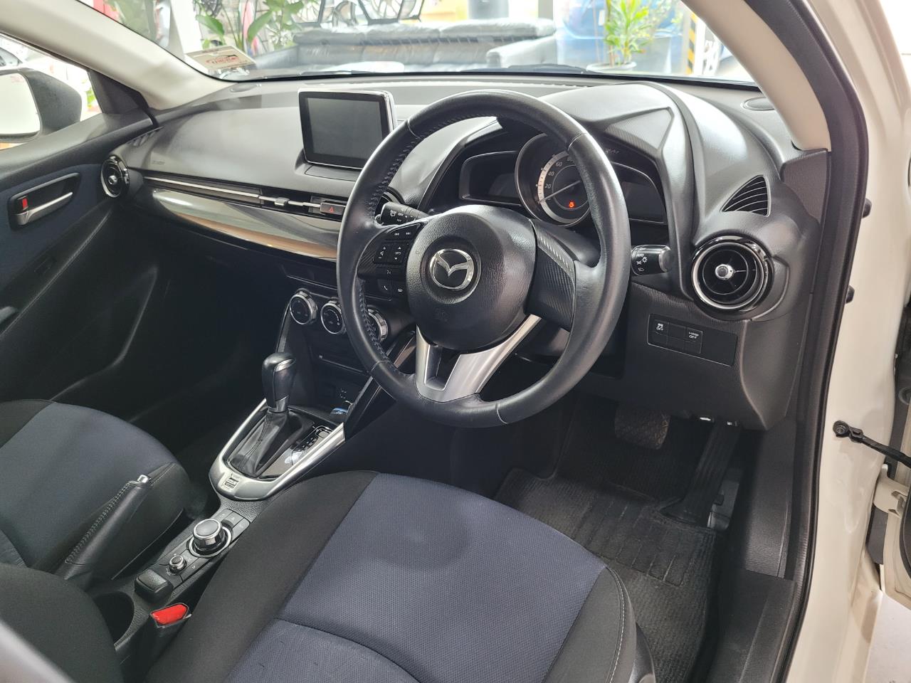 2015 Mazda Demio