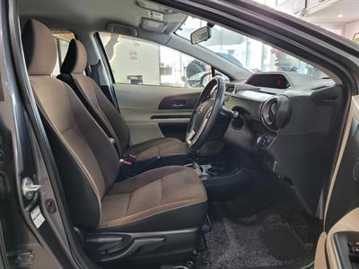 2014 Toyota Aqua - Thumbnail