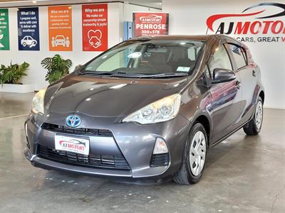 2014 Toyota Aqua - Thumbnail