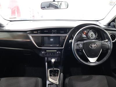 2014 Toyota Auris - Thumbnail