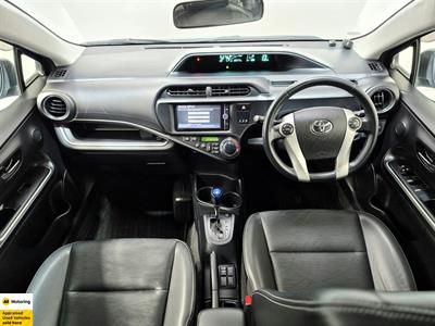 2013 Toyota Aqua - Thumbnail