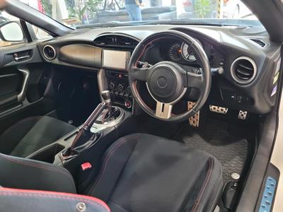 2013 Toyota 86 - Thumbnail