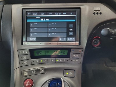 2013 Toyota Prius - Thumbnail