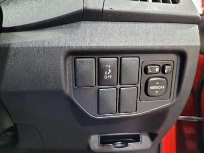 2013 Toyota Prius - Thumbnail