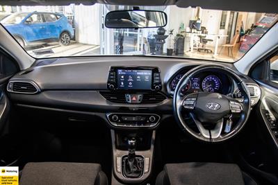 2022 Hyundai i30 - Thumbnail