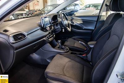 2022 Hyundai i30 - Thumbnail