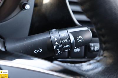 2022 Mitsubishi Outlander - Thumbnail