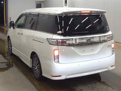 2019 Nissan Elgrand - Thumbnail