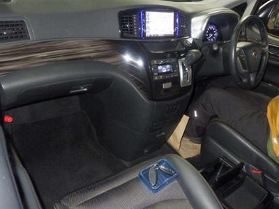 2019 Nissan Elgrand - Thumbnail