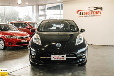 2016 Nissan Leaf - Thumbnail