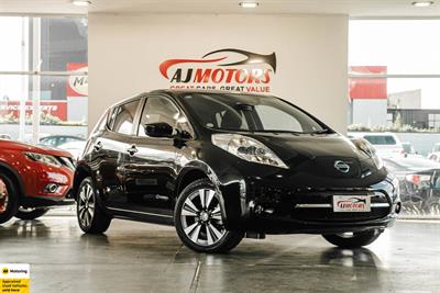 2016 Nissan Leaf - Thumbnail