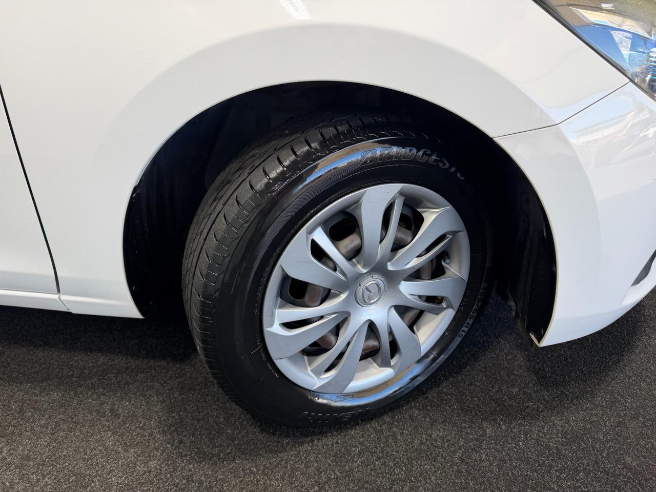 2014 Mazda Demio