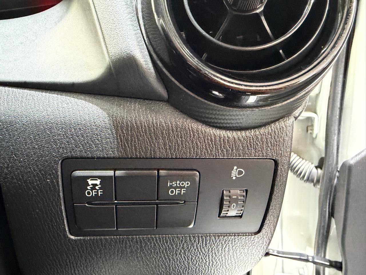 2014 Mazda Demio