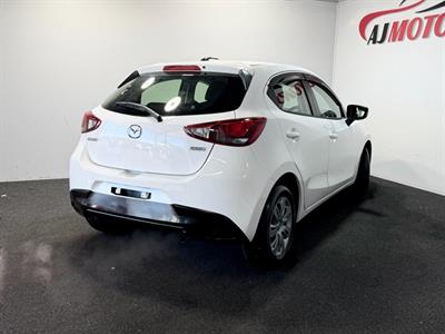 2014 Mazda Demio - Thumbnail