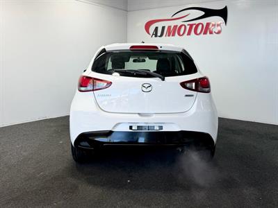 2014 Mazda Demio - Thumbnail