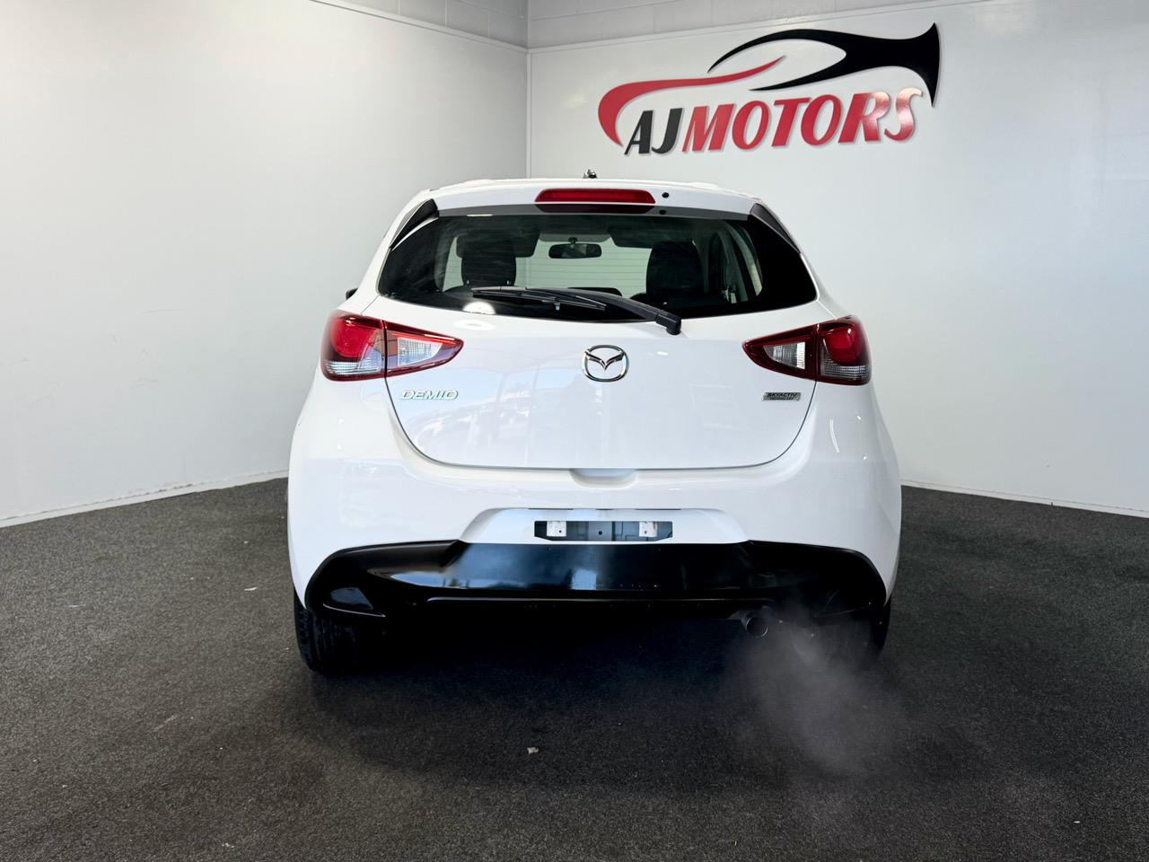 2014 Mazda Demio