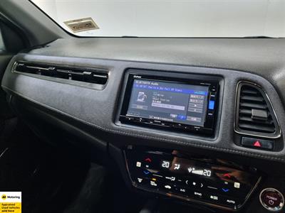 2017 Honda Vezel - Thumbnail