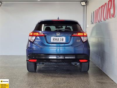 2017 Honda Vezel - Thumbnail