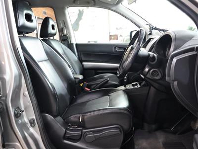 2010 Nissan X-Trail - Thumbnail