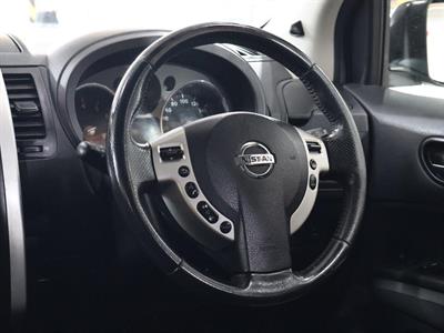 2010 Nissan X-Trail - Thumbnail