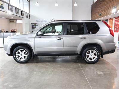 2010 Nissan X-Trail - Thumbnail