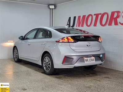 2021 Hyundai IONIQ - Thumbnail