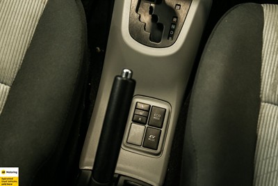 2014 Toyota Aqua - Thumbnail