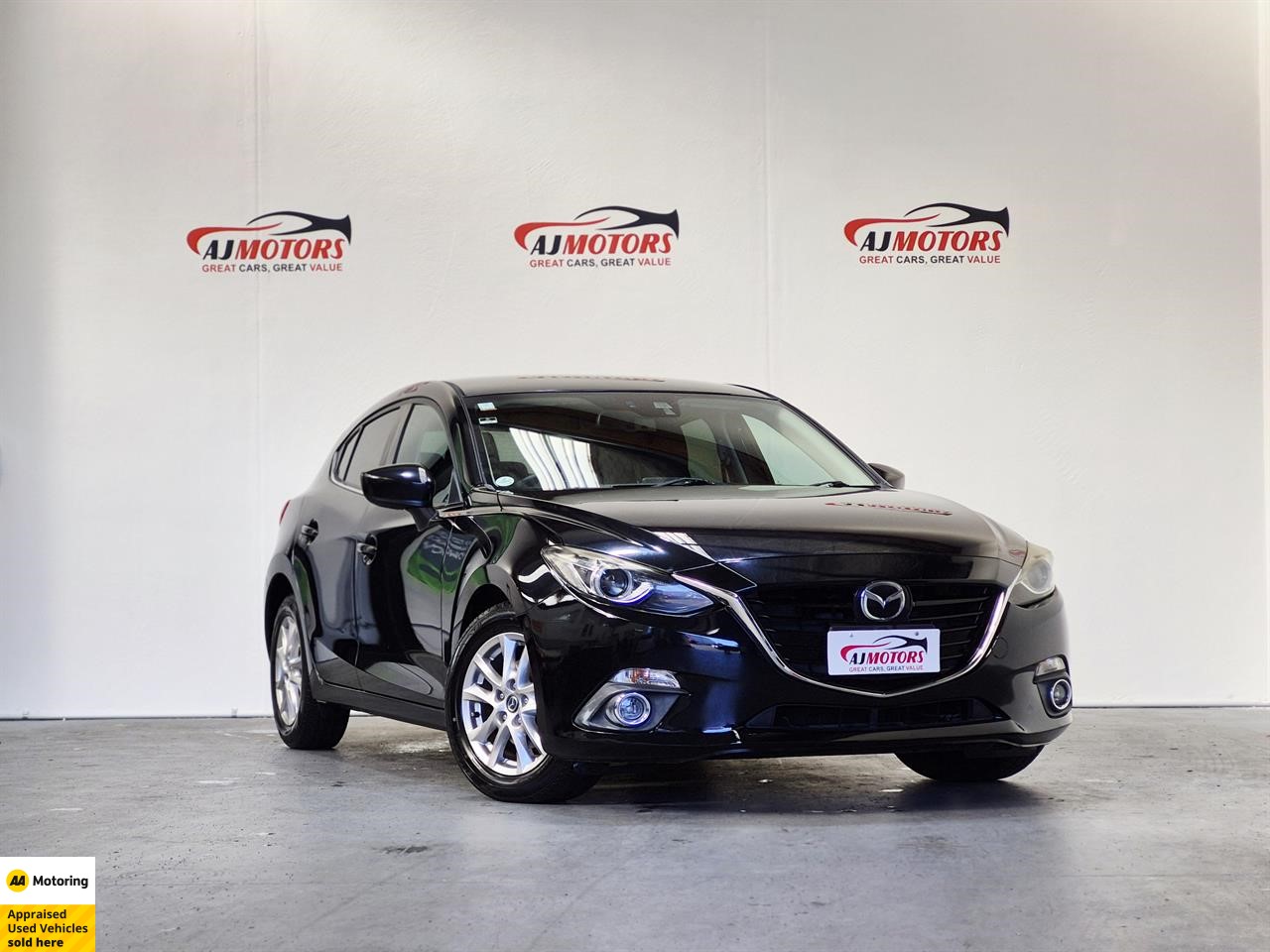 2016 Mazda Axela