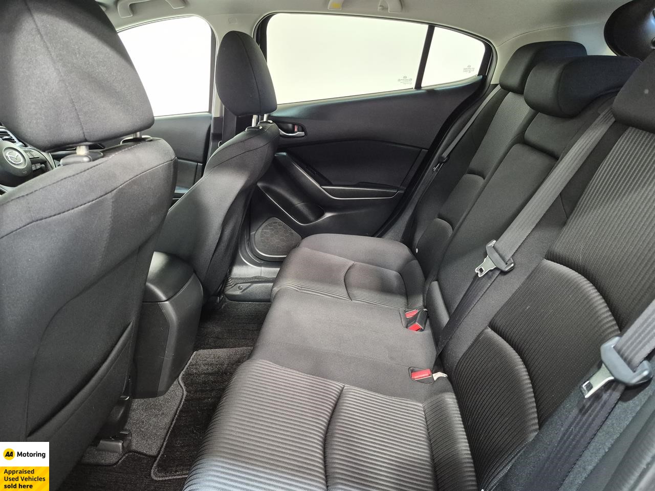 2016 Mazda Axela