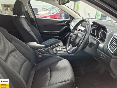 2016 Mazda Axela - Thumbnail