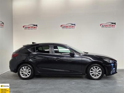 2016 Mazda Axela - Thumbnail