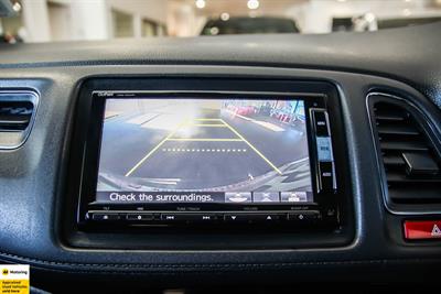 2014 Honda Vezel - Thumbnail