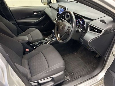 2020 Toyota Corolla - Thumbnail