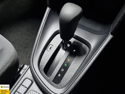 2021 Toyota YARIS CROSS - Thumbnail