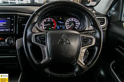 2023 Mitsubishi Triton - Thumbnail