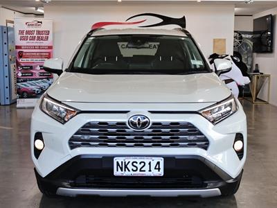 2021 Toyota RAV4 - Thumbnail