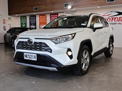 2021 Toyota RAV4 - Thumbnail