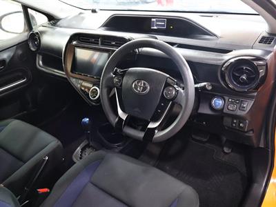 2017 Toyota Aqua - Thumbnail