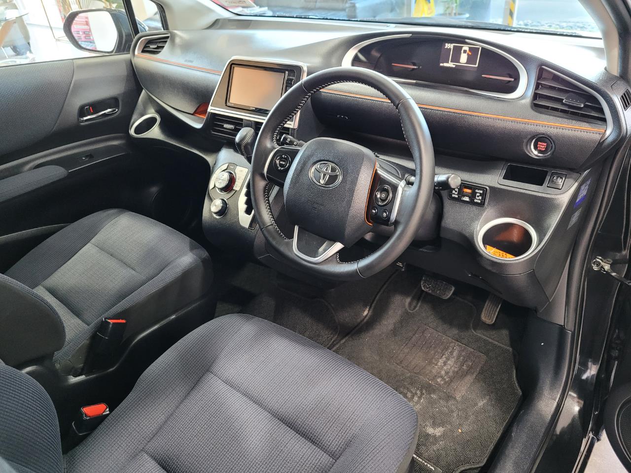 2016 Toyota Sienta